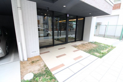 【エントランス】 | メトローサ弁天町