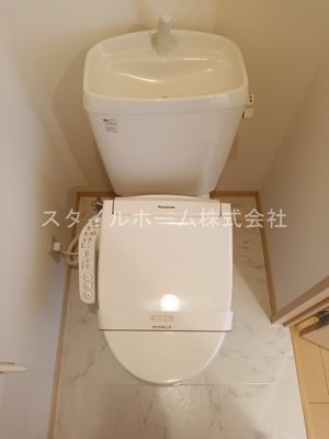 【トイレ】 | リビングタウン下地Ｄ | イメージ写真です。