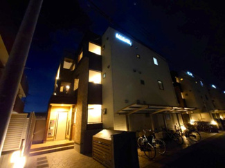 【外観】 | 夜の外観です♪