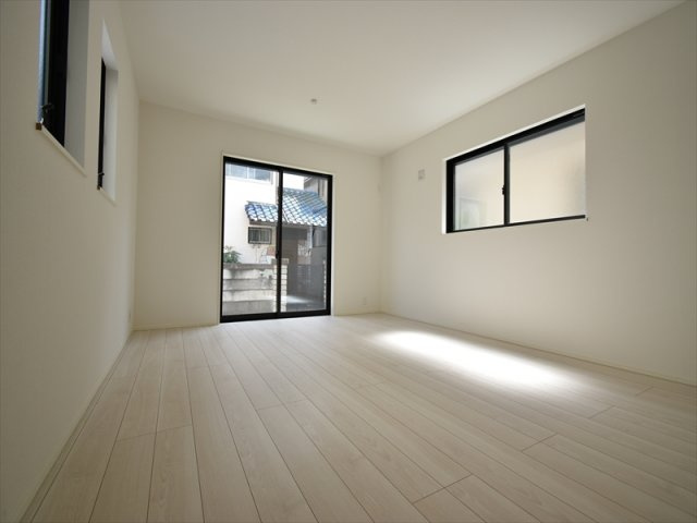 【居間・リビング】 | 練馬区石神井台２丁目 新築戸建