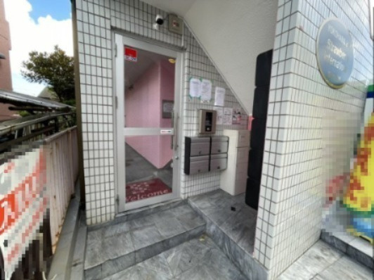 【エントランス】 | ヨコハマベイストロベリーインターナショナル | エントランスです