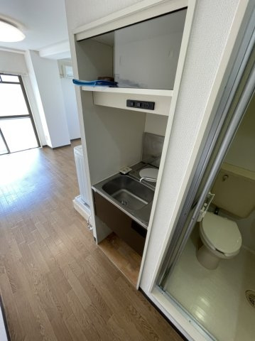 【キッチン】 | ヨコハマベイストロベリーインターナショナル | コンパクトなキッチンです