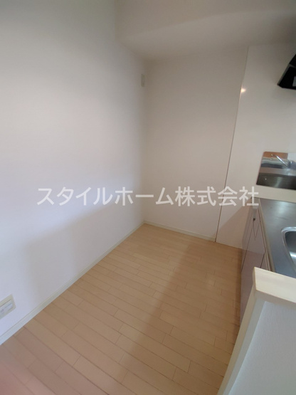 【キッチン】 | カーサハナブサ | 別部屋写真です。