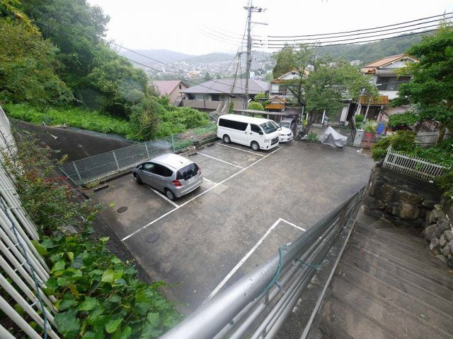 グリーンハイツの駐車場