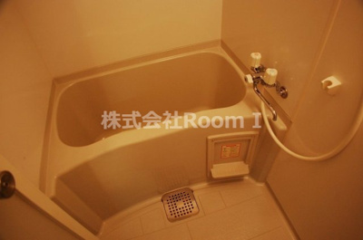 【浴室】 | エイペックス大手通 | コンパクトで使いやすいお風呂です