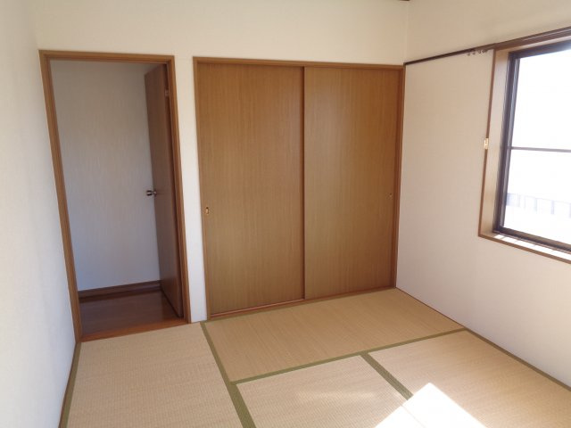 テラスハウス土屋の和室