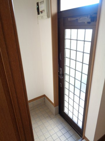 テラスハウス土屋の玄関