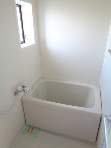 テラスハウス土屋の浴室