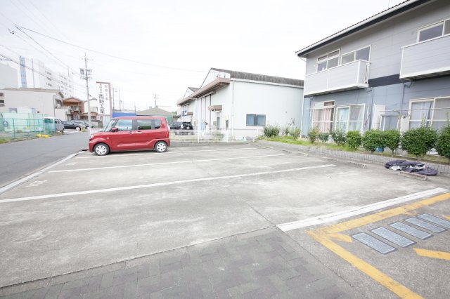グリーン１４の駐車場
