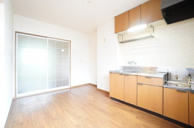 【居間・リビング】 | カサベルデ大日 | ※同物件・同タイプの写真です。