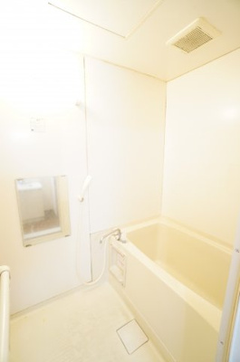 【浴室】 | カサベルデ大日 | ※同物件・同タイプの写真です。