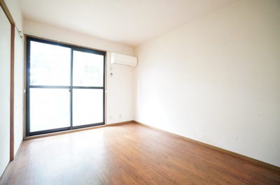 【洋室】 | カサベルデ大日 | ※同物件・同タイプの写真です。