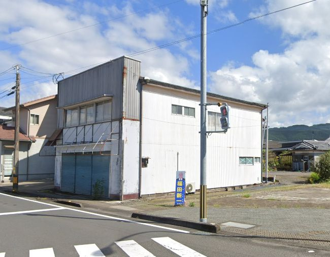 北諸県郡三股町大字樺山の事務所の外観