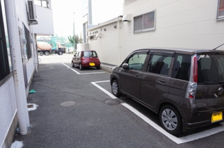 【駐車場】 | 船越（義）ビルの駐車場
