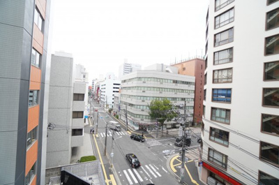 【展望】 | メゾン京口門 | 【眺望】
THE　広島です。
残念なのが、曇りだったこと。
晴れていれば青空も臨める景色。
都会の真ん中で、青空を見れるのも
この物件の良いところです！