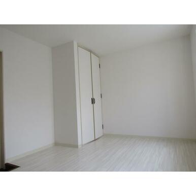井下マンションの居間・リビング