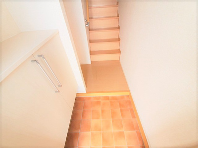 【玄関】 | タウンビビD棟