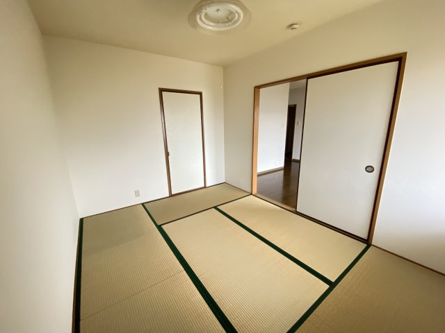 小林ハイツの和室|6帖和室