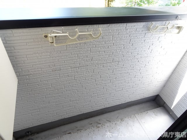 熊本市中央区八王寺町のアパートのバルコニー