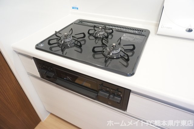 熊本市東区月出８丁目のアパートのキッチン