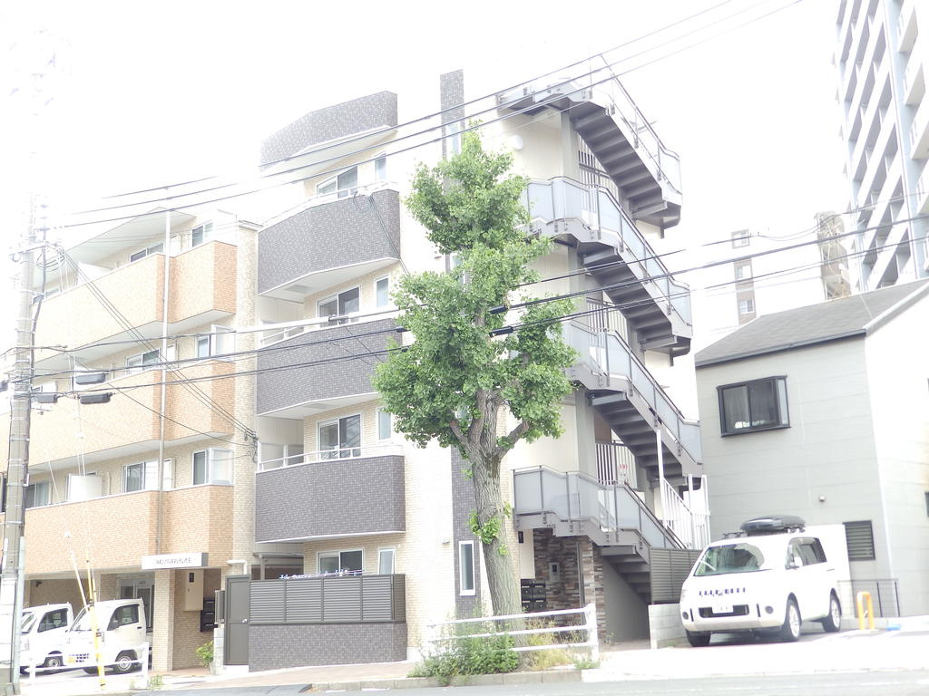 ミヤケンパレスの外観