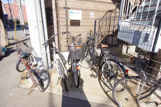 ベルグランデ新大阪　仲介手数料無料の駐車場