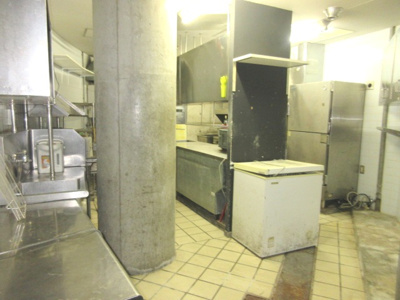 【内装】 | WALL STEP | 厨房部分（全て残置物）