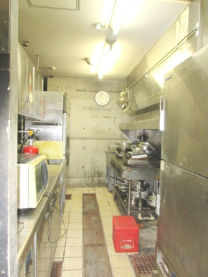 【内装】 | WALL STEP | 厨房部分（全て残置物）