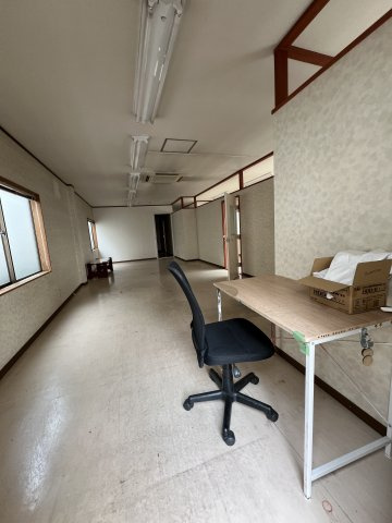 高野本郷　貸店舗　２９坪の内装