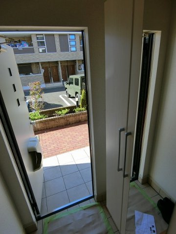 シエルノクターンⅡの玄関