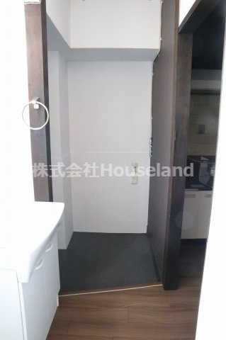 サンコート津秦の玄関