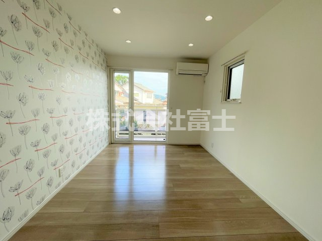 ルームアコの洋室