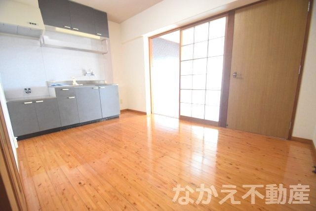 【居間・リビング】 | こちらのリビングで趣味の時間をお楽しみください