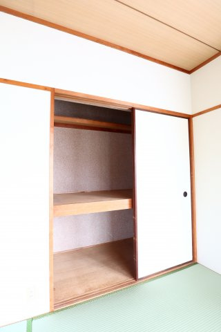 ハイツ秋定Ⅱの収納