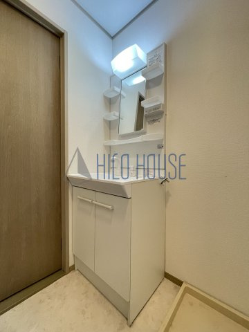 アクシスAの洗面所