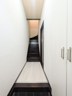 【玄関】 | ラ・ルーチェ小美玉