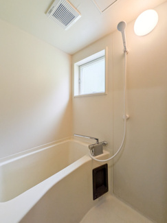 【浴室】 | ラ・ルーチェ小美玉