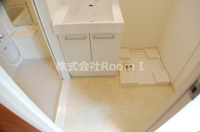 【洗面所】 | ES-Grande Minamimorimachi | 脱衣スペースもあります