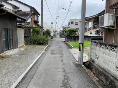 【前面道路含む現地写真】 | 西条市大町　売土地 | 南側接道