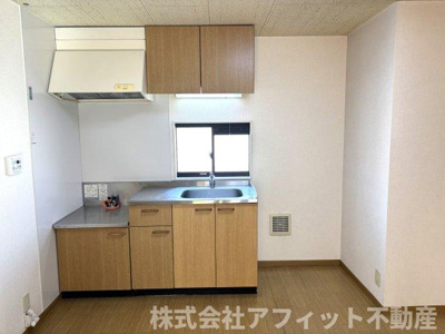 【キッチン】 | ルネッサンスのぞみ | 吊戸棚付き