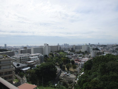 【展望】 | パレス西神戸 | 前面棟がないので、圧迫感なく生活できます。