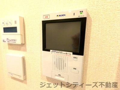 【セキュリティ】 | リヴィエール北梅田