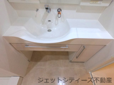 【独立洗面台】 | リヴィエール北梅田