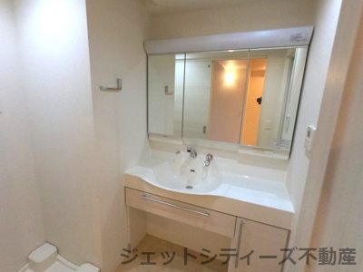 【洗面所】 | リヴィエール北梅田