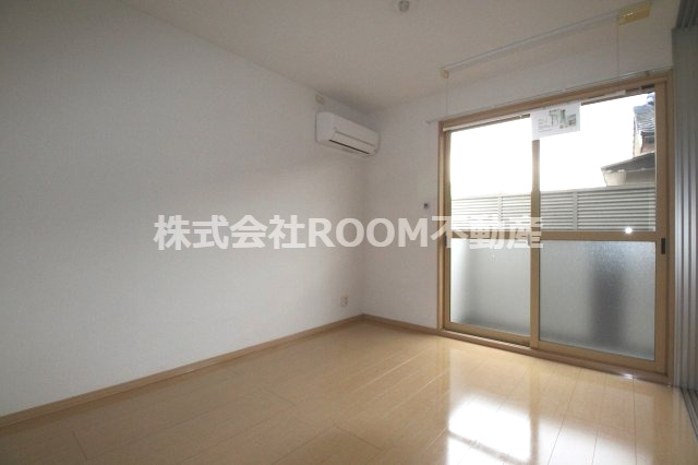 グランシャリオⅡ番館の居間・リビング|居間です