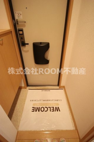 リーフレットエコー　Ⅲ号館の内装|落ち着いた玄関です
