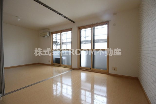 リーフレットエコー　Ⅲ号館の洋室|スタンダードな洋室です