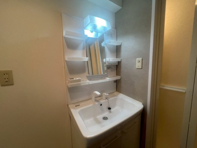 【洗面所】 | クレール松の内 | 洋室