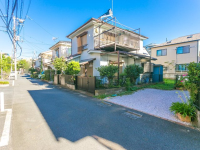 【前面道路含む現地写真】 | 立川市砂川町/新築戸建 | 南側約4ｍ公道・私道に約2ｍ接道