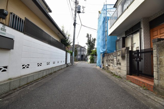 【前面道路含む現地写真】 | 現地見学や資料請求などお気軽にお問合わせ下さい。
周辺環境とあわせて現地ご案内致します。